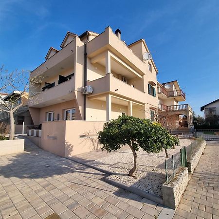 Gracienda Apartment Bilice Exterior photo