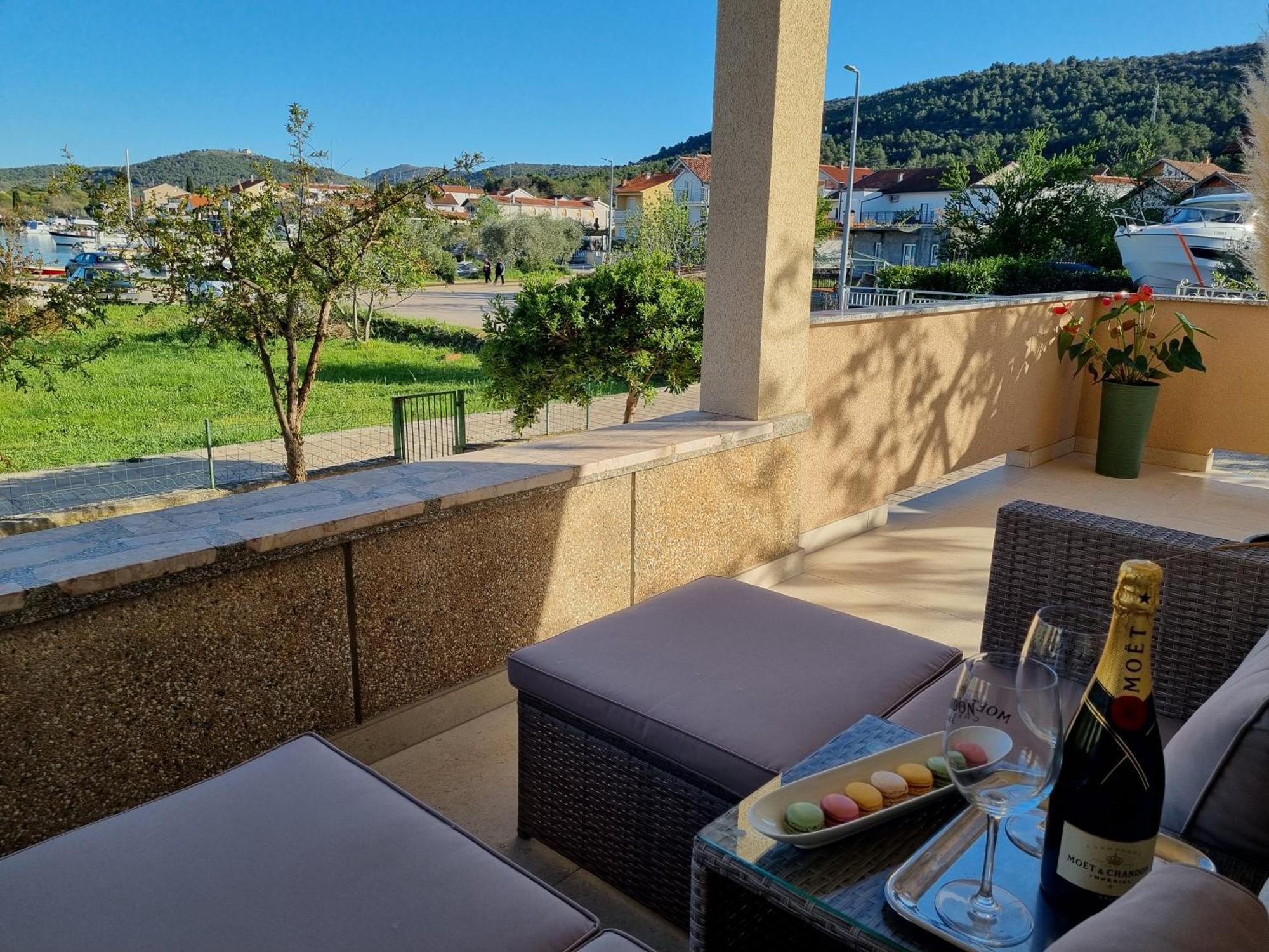 Gracienda Apartment Bilice Exterior photo